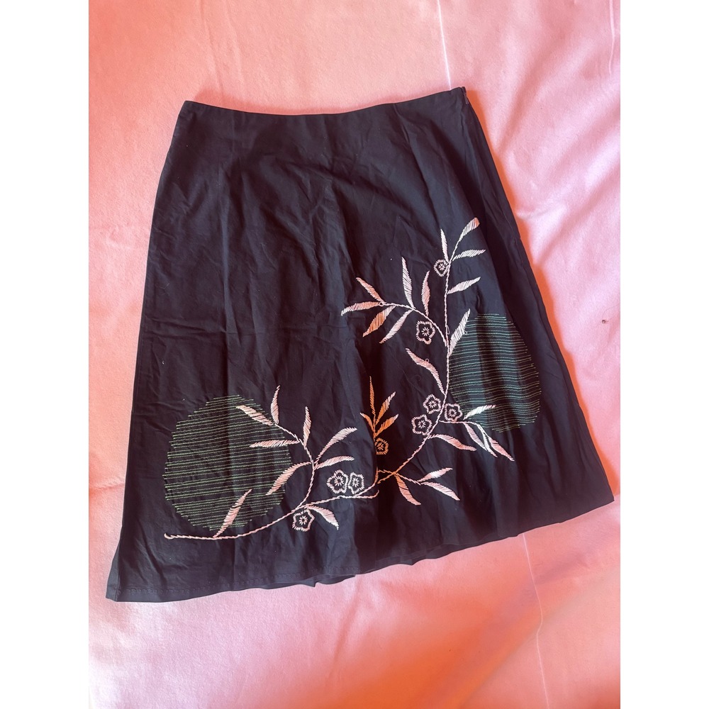 Talbots Petites Black Cotton Embroidered Floral A-Line Skirt Size 8P Knee Length